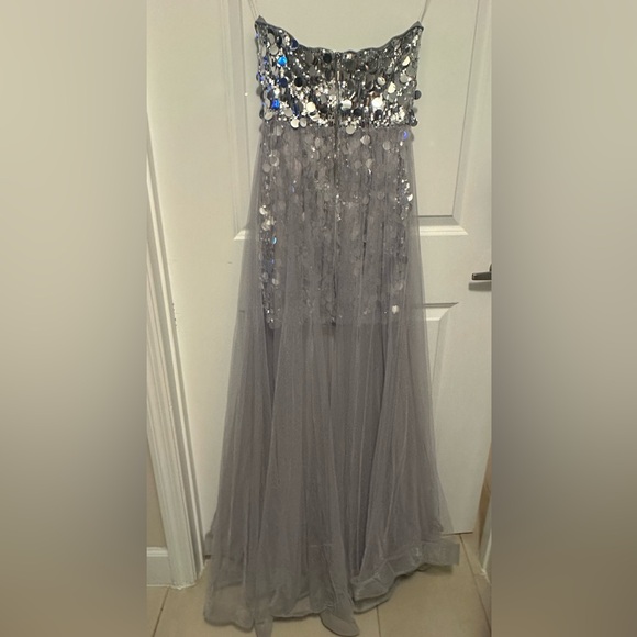 Fareisty silver Sequin strapless mini dress with tulle gown. NWT - Picture 5 of 6